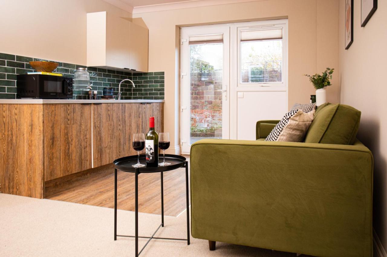 Settle Southampton - Stylish Self Check-In Rooms & Self Catering Suites מראה חיצוני תמונה
